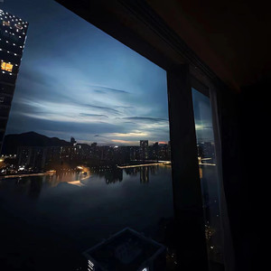 国V精品㊙️久久久网
